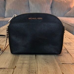 Michael Kors Elegant Black Crossbody Bag